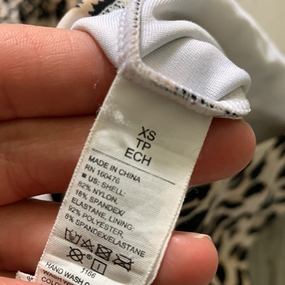 Old Navy Leopard Off Shoulder One-Piece Swim‎ animal print - Picture 9 of 9